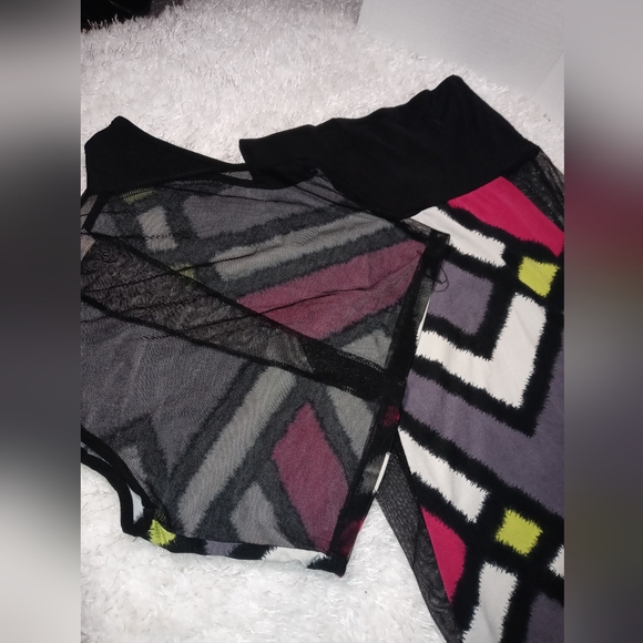 2 piece skirt outfit ; stretch midi skirt set. Mesh/Sheer details Womens size L - Picture 2 of 4